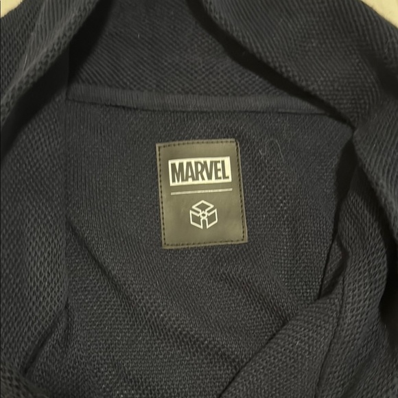 Musterbrand Marvel Captain America-inspired Shawl Collar Sweater - Picture 5 of 8